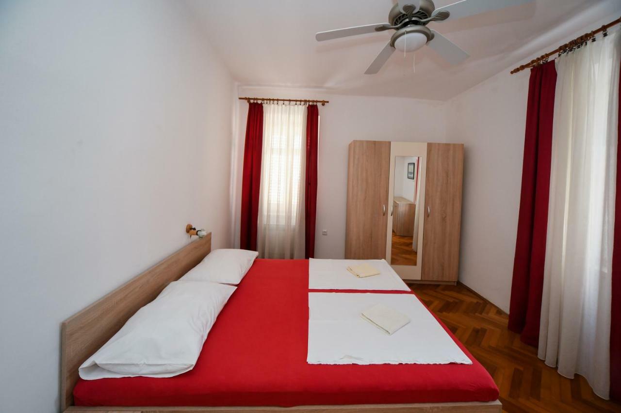 Apartments Bazilika ノヴァリャ エクステリア 写真