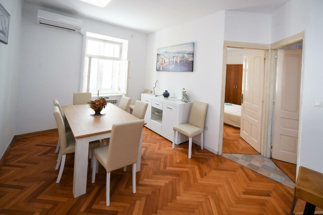 Apartments Bazilika ノヴァリャ エクステリア 写真
